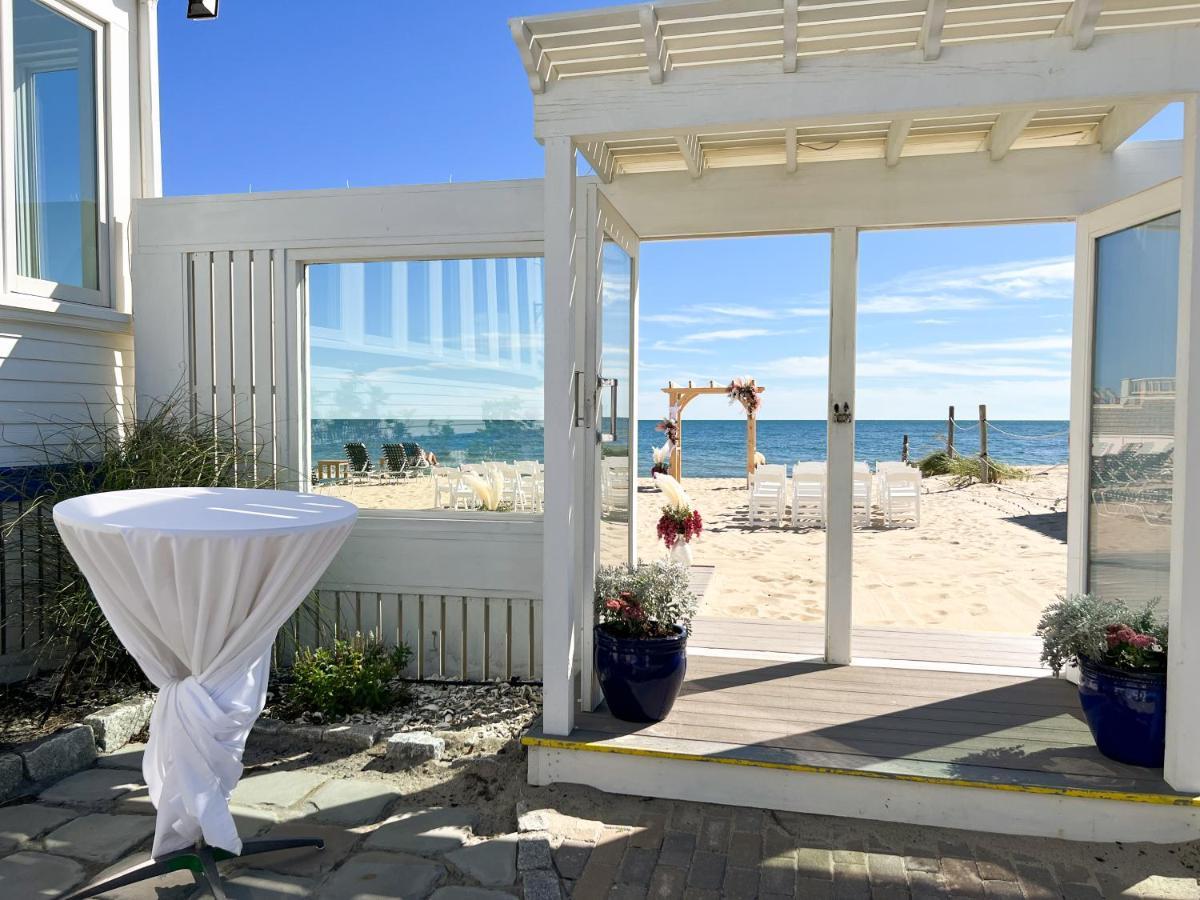By The Sea Guests Bed & Breakfast And Suites Dennisport Exterior photo