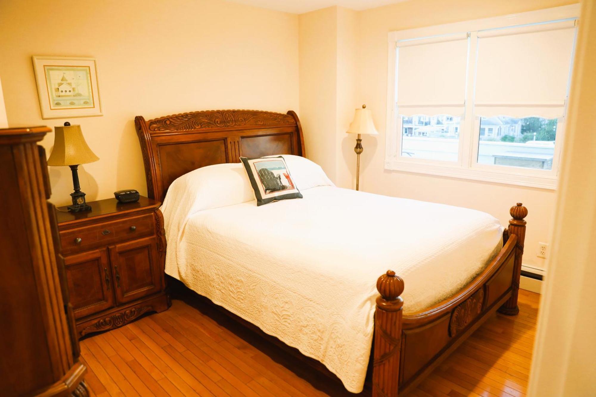 By The Sea Guests Bed & Breakfast And Suites Dennisport Room photo